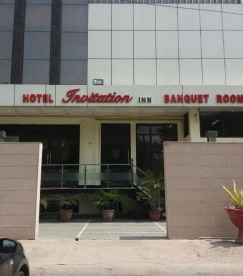 Hotel Invitation Inn Фаридабад Екстериор снимка